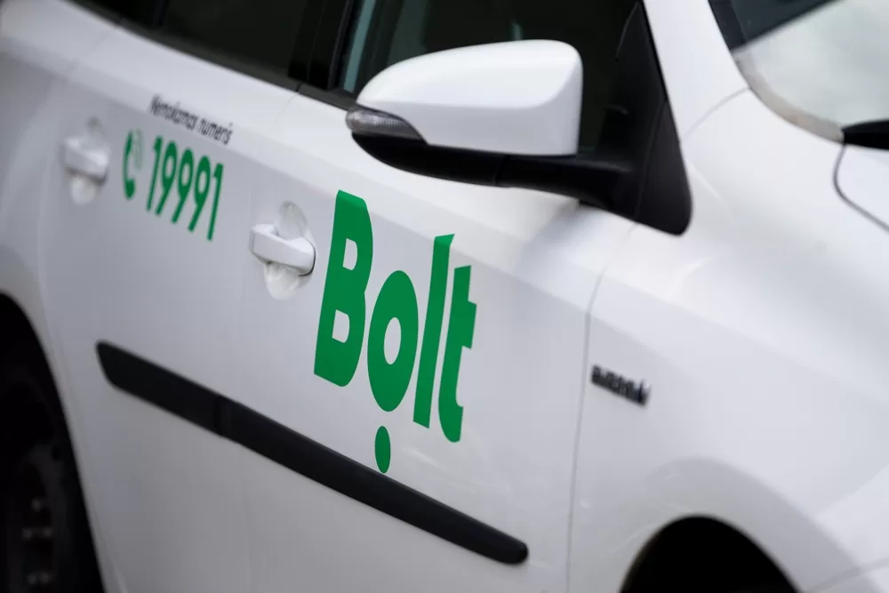работа на авто компании в такси bolt